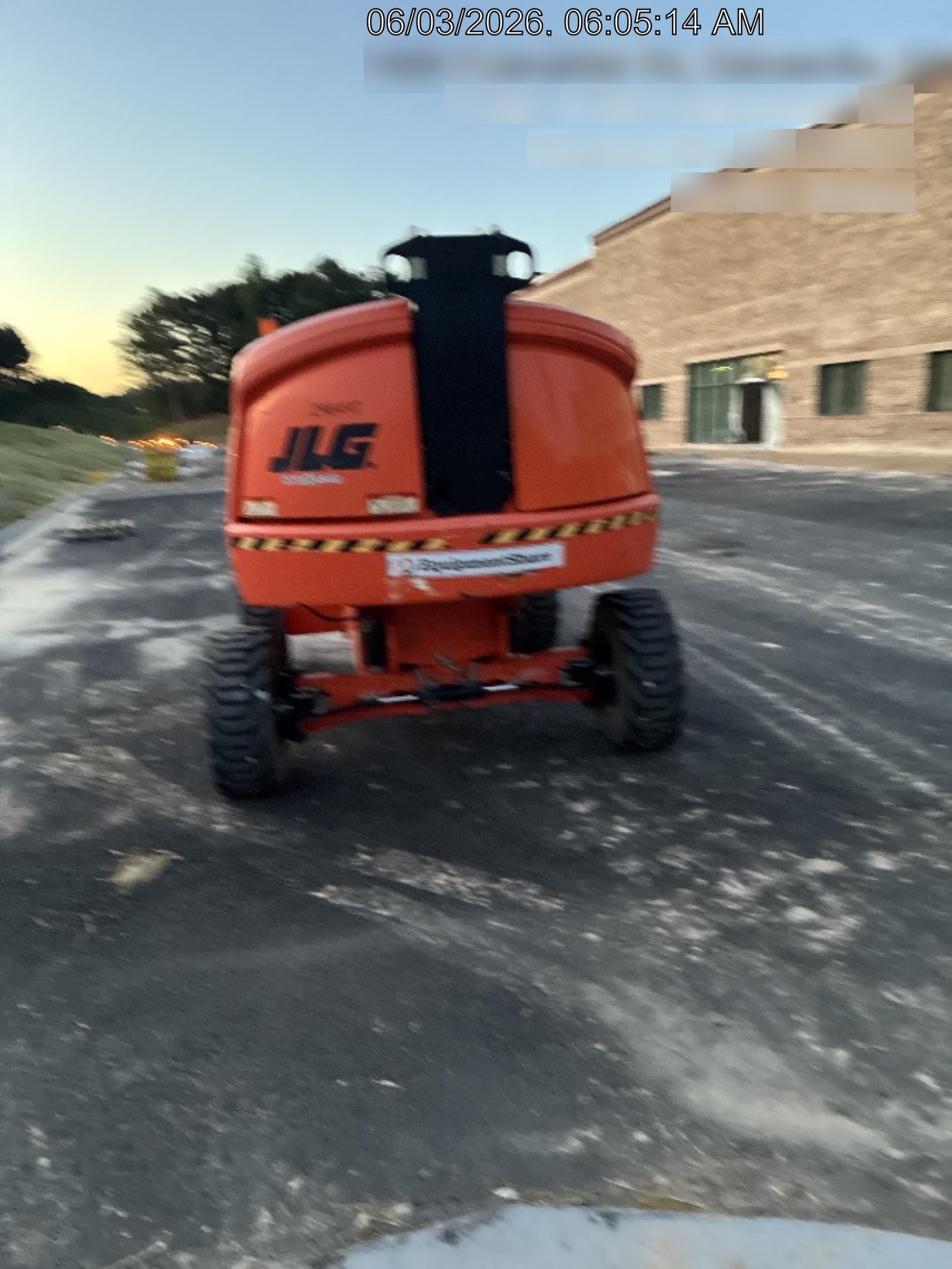 2023 JLG 460SJ