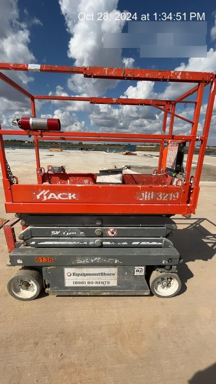 2017 Skyjack SJIII-3219 Skyjack SJ3219, Trojan Battery Set, Extended Warranty 5yr/5k hr
