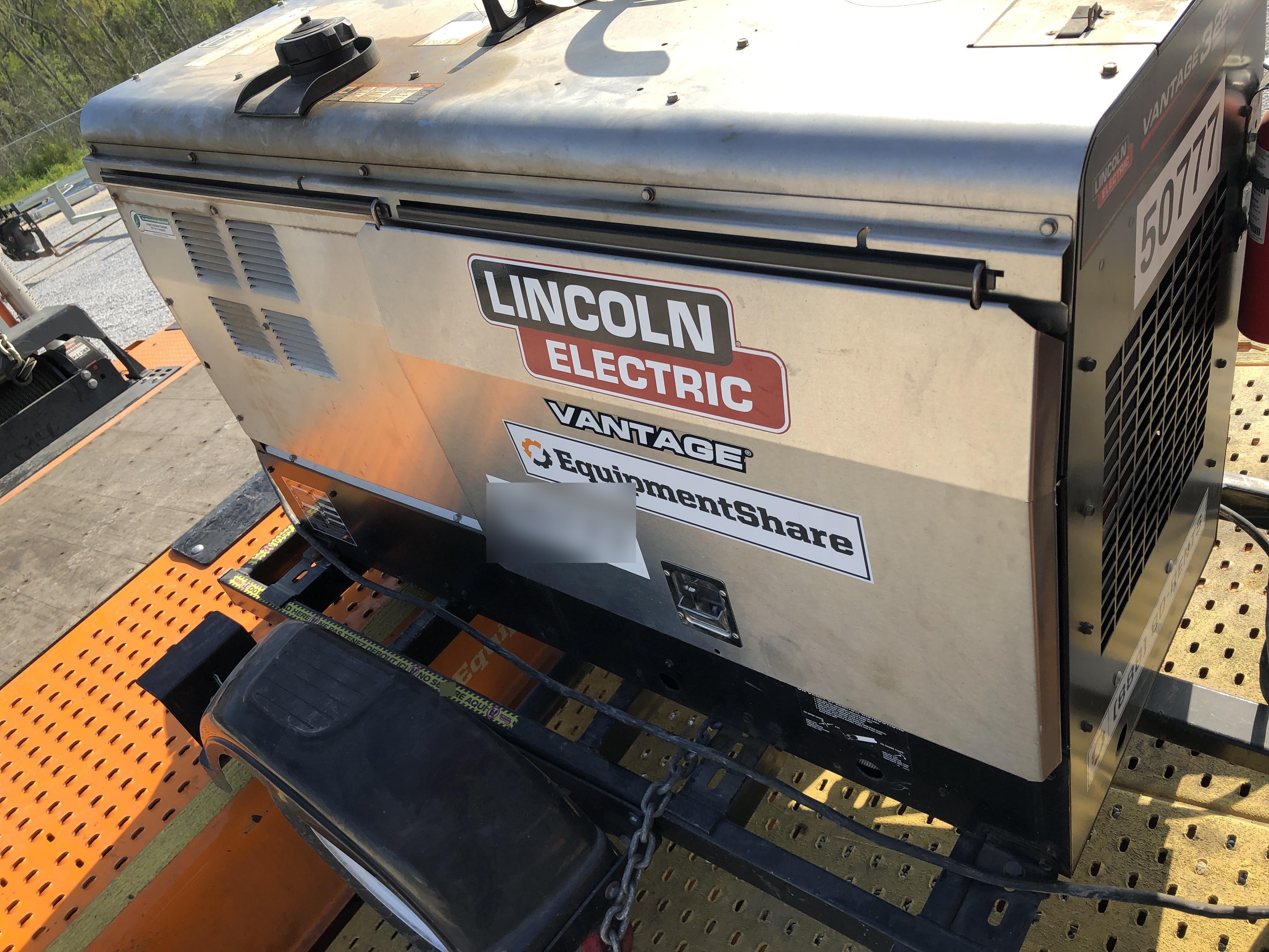 2019 Lincoln Electric Vantage 322 Welder Ready-Pak 3, Two wheel trailer, Fender and Light kit, Cable Rack