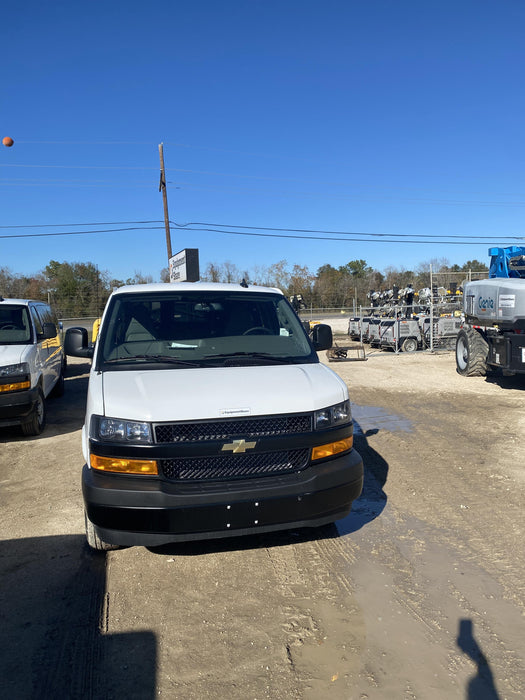 2023 CHEVROLET Express Van - Rental