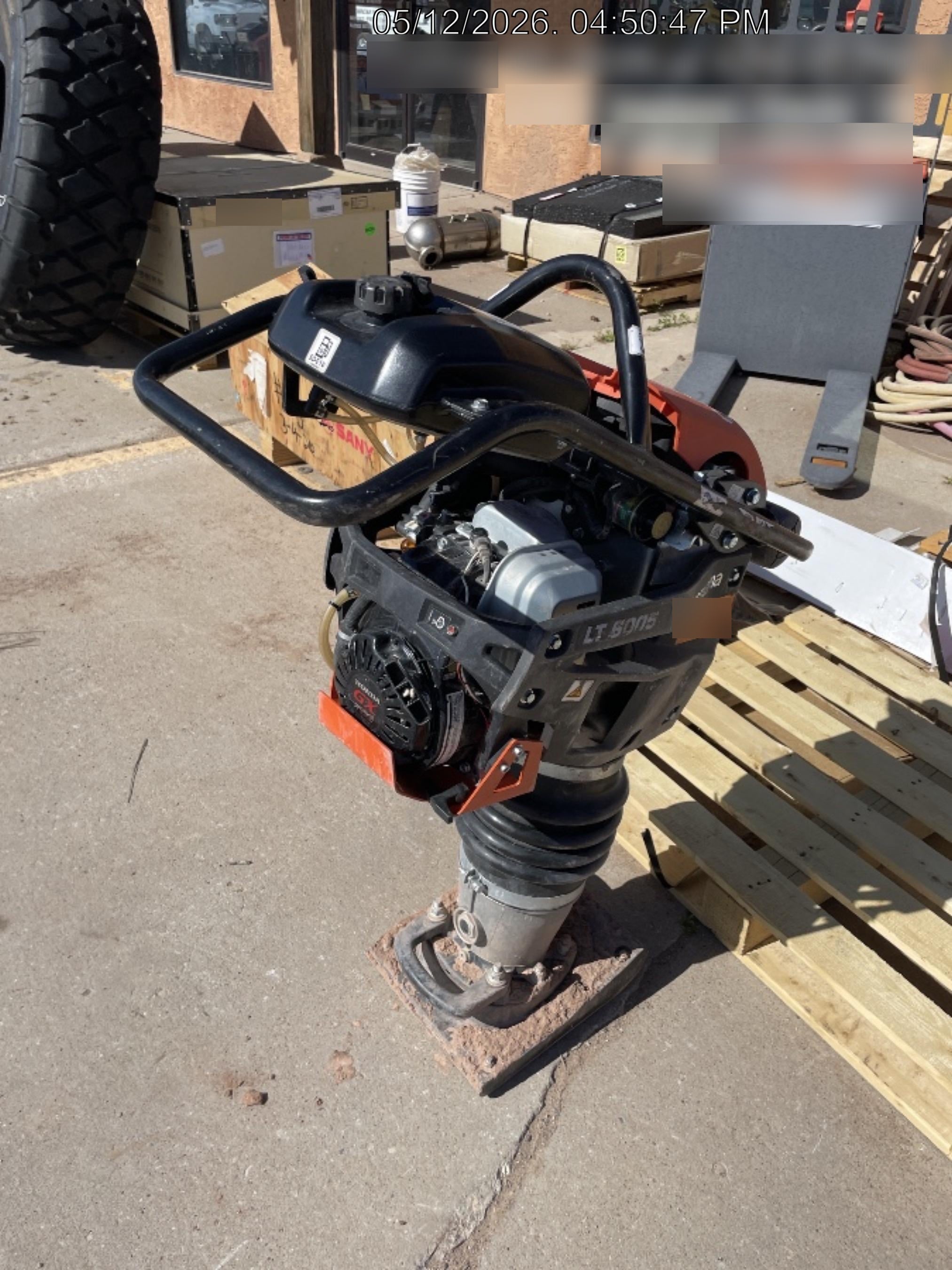 2025 HUSQVARNA LT6005