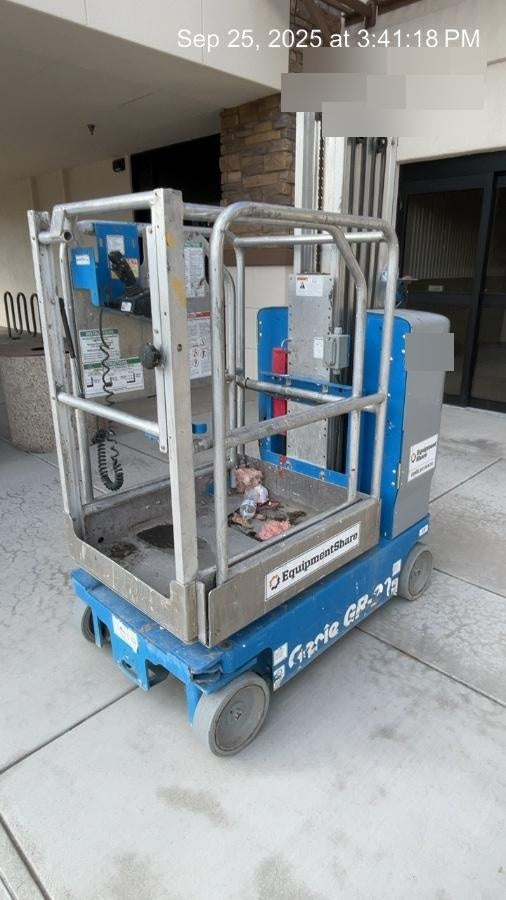 2019 GENIE GR-20