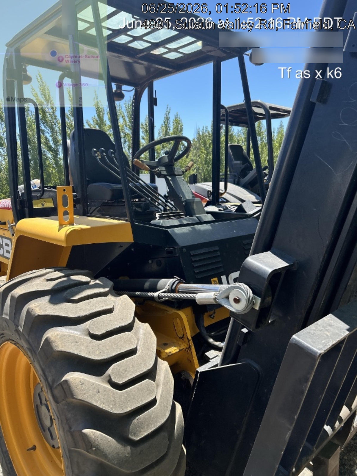 2023 CASE 588H