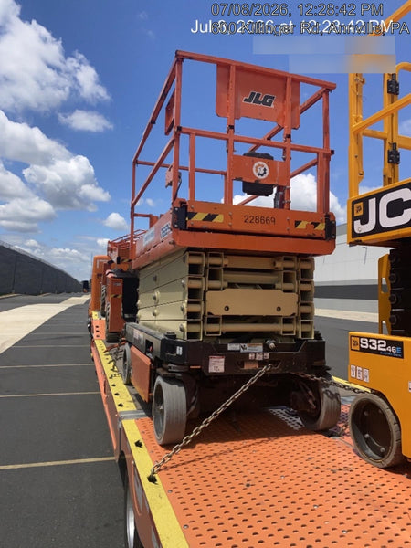 2022 JLG R3246