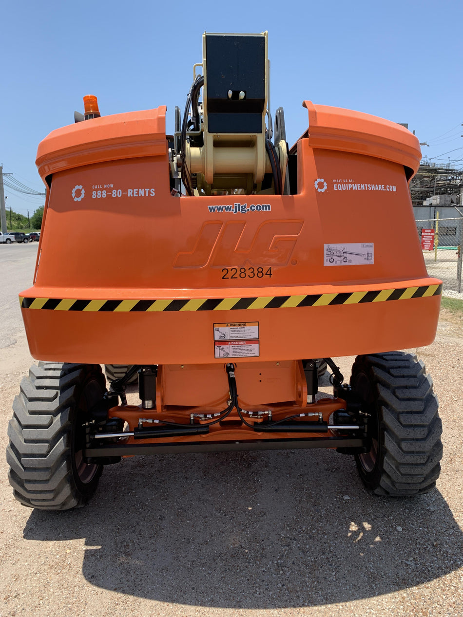 2022 JLG 660SJ