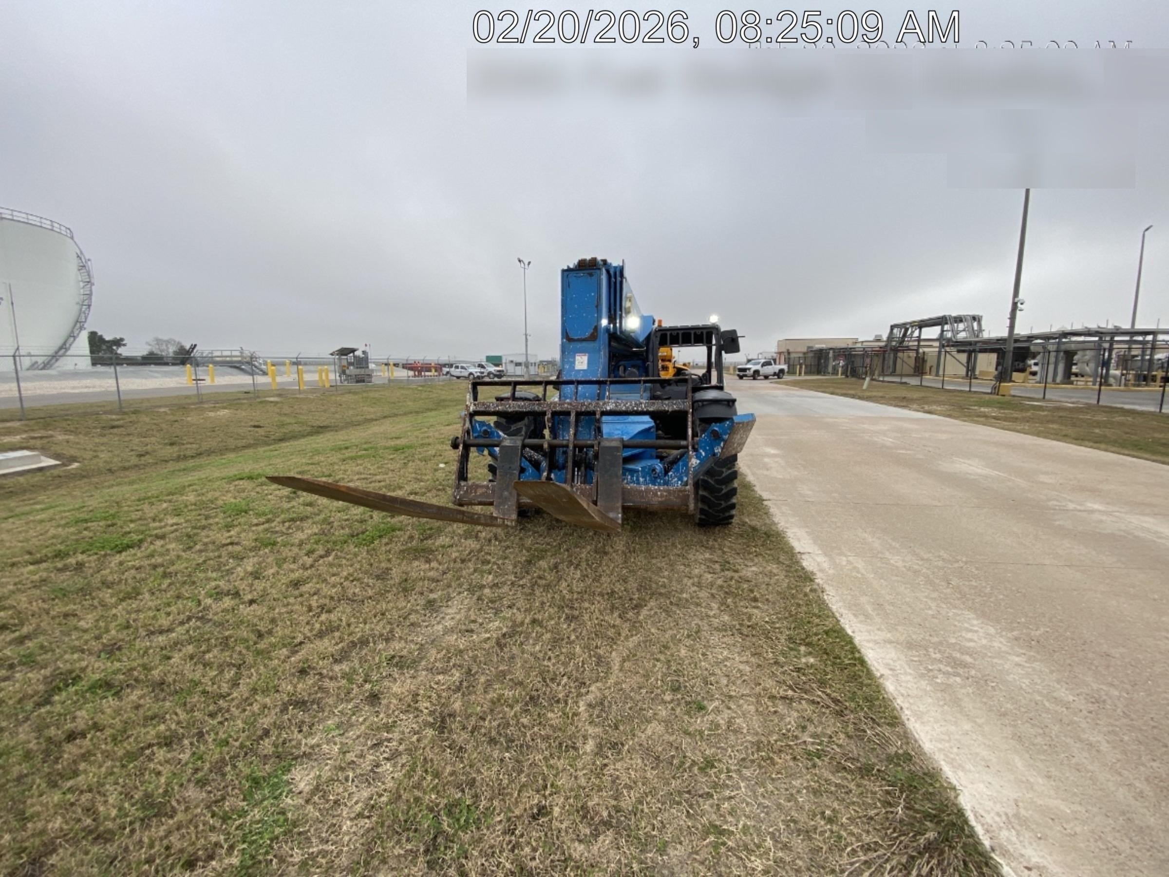 2017 Genie GTH-1056 Genie GTH1056, Solid Tires, 60" carriage, Light Kit, Open ROPS
