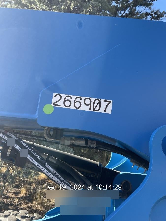 2022 GENIE GTH-844