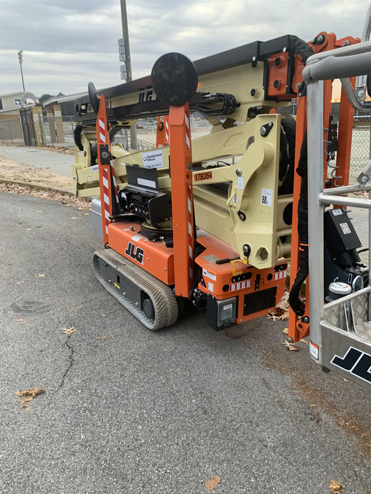 2020 JLG X600AJ