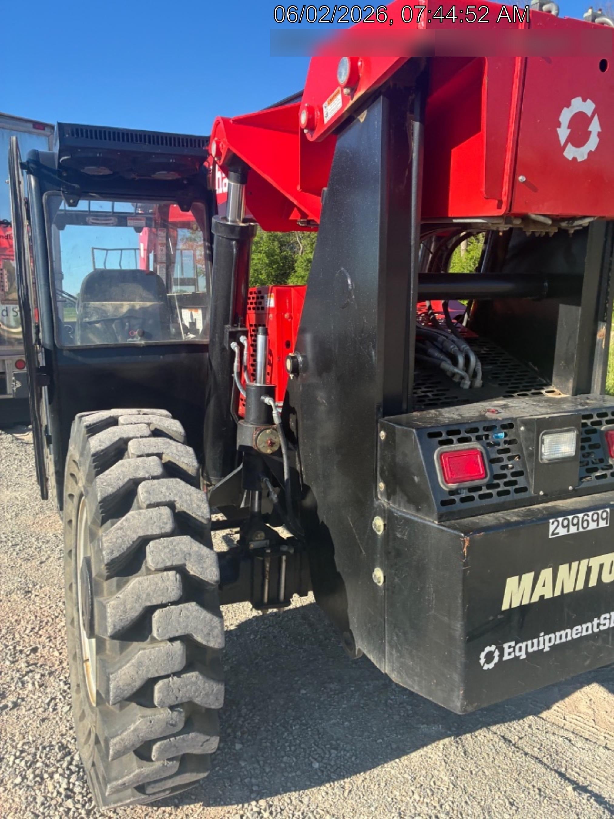 2023 MANITOU MTA10055
