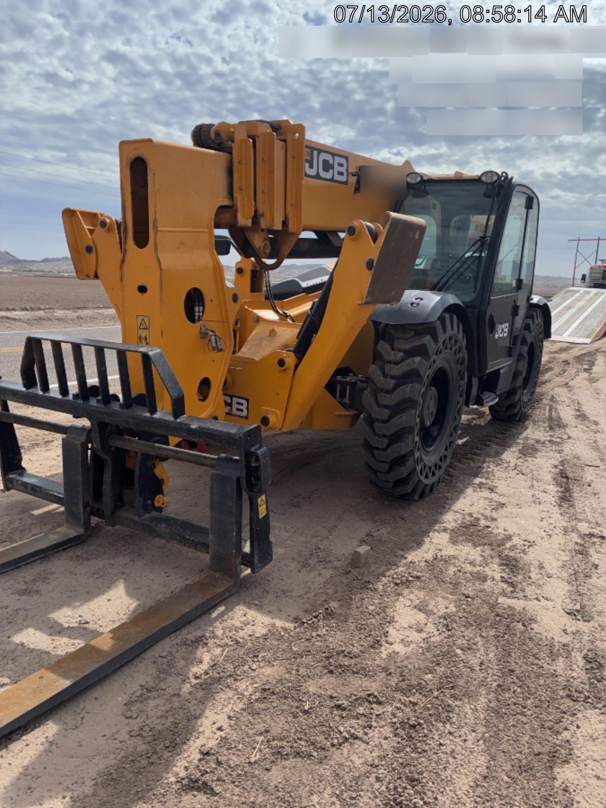 2025 JCB 510-56