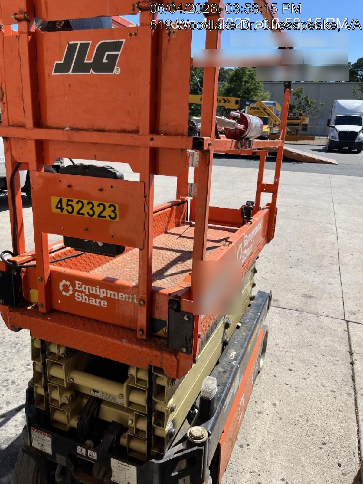 2024 JLG ES1932