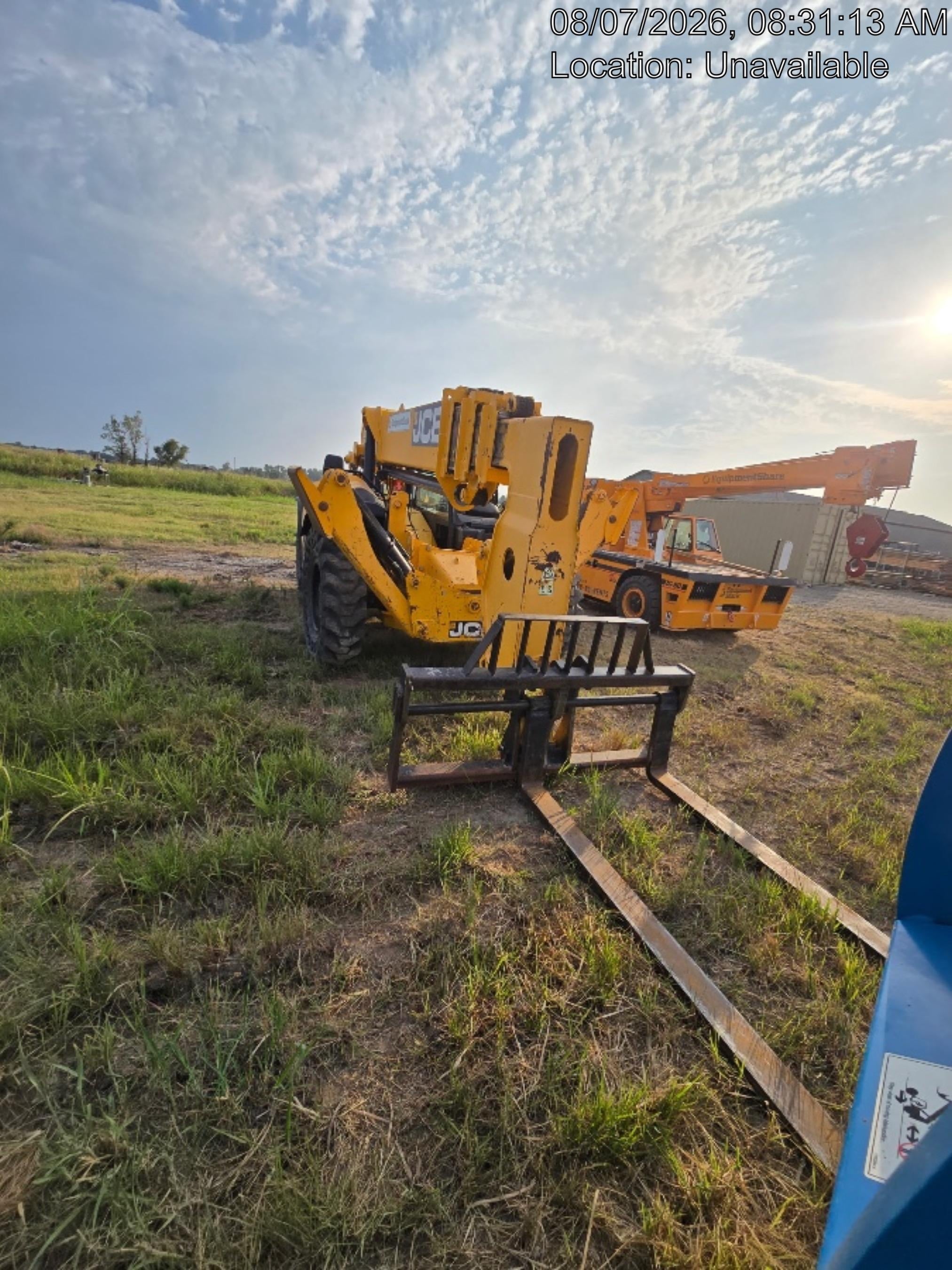 2019 JCB 510-56 Canopy, 74 HP, Solid Tires, STD Worklight, Beacon, Aux Hydraulics, Lifting Eye, Back up Alarm w/66" Carriage/60" Forks