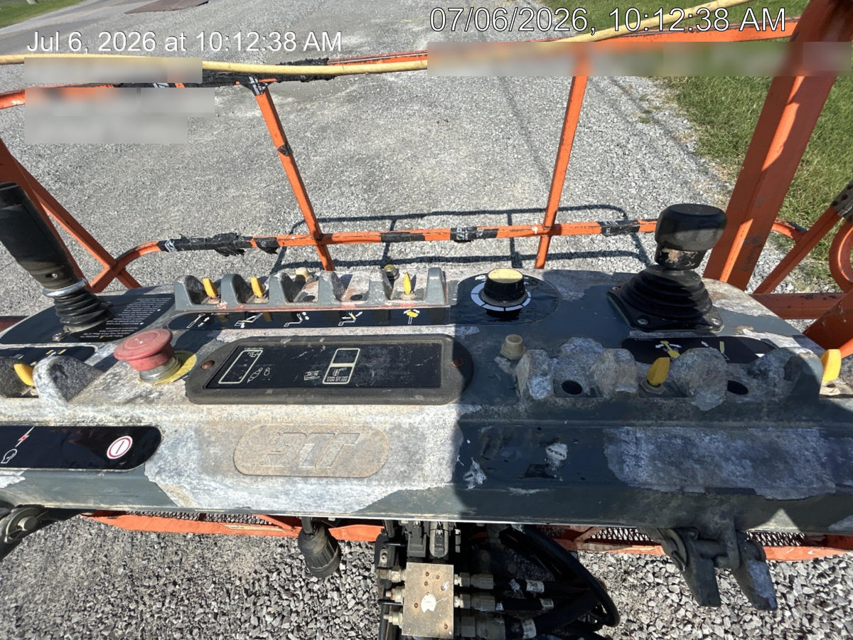2021 JLG 660SJ