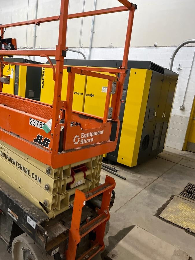 2022 JLG ES2632