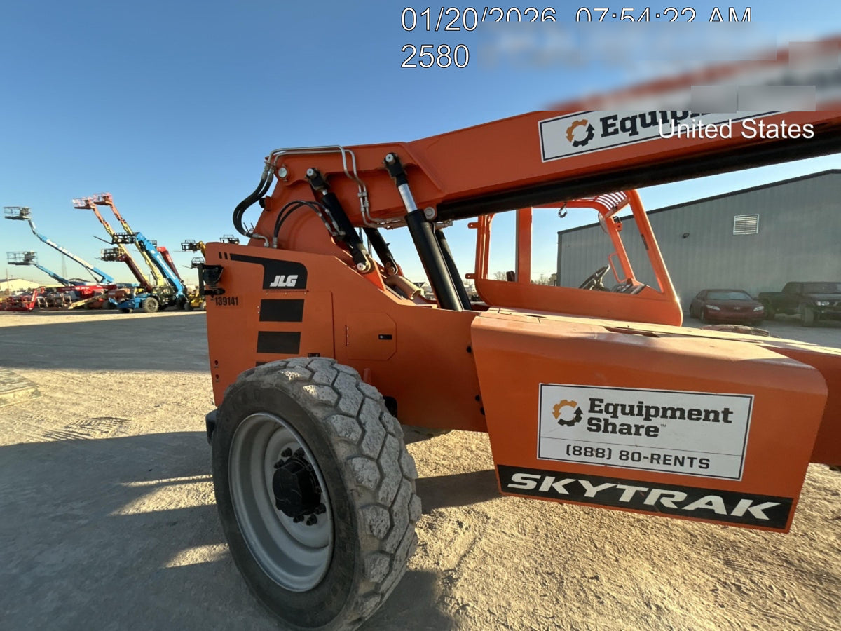 2021 JLG 6036