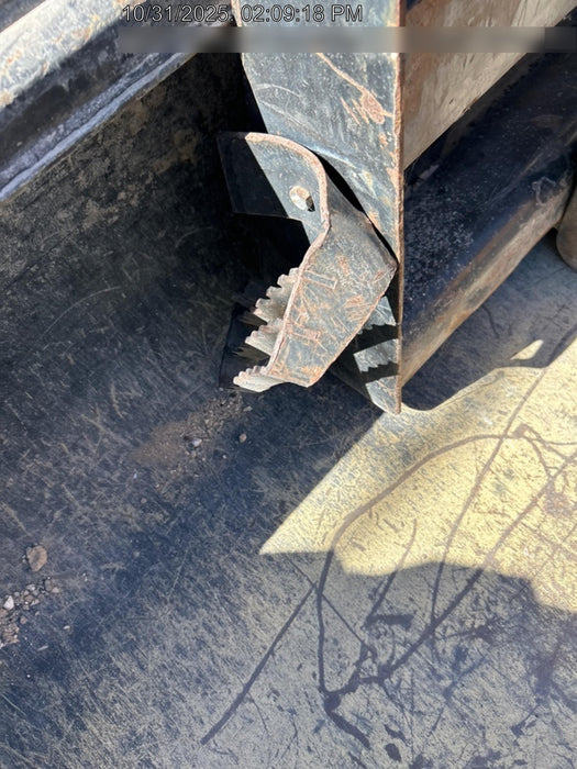 2024 ARROW MATERIAL HANDLING F5100CB