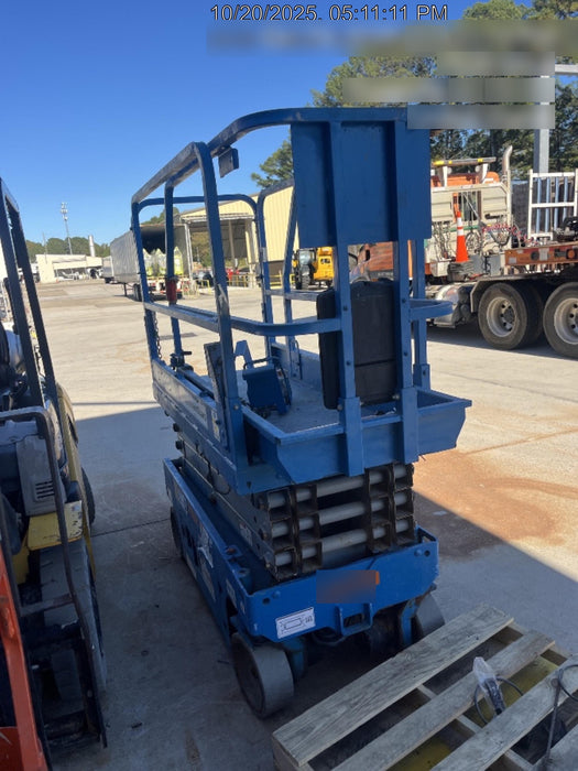 2019 Genie GS-1930 Fixed rails with chain Entry