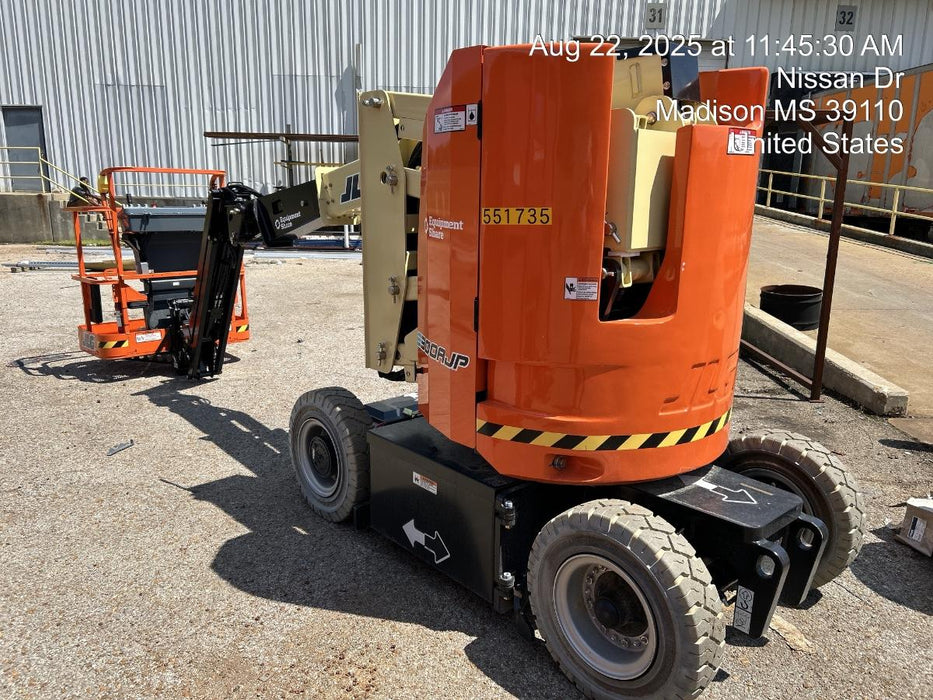 2025 JLG E300AJP