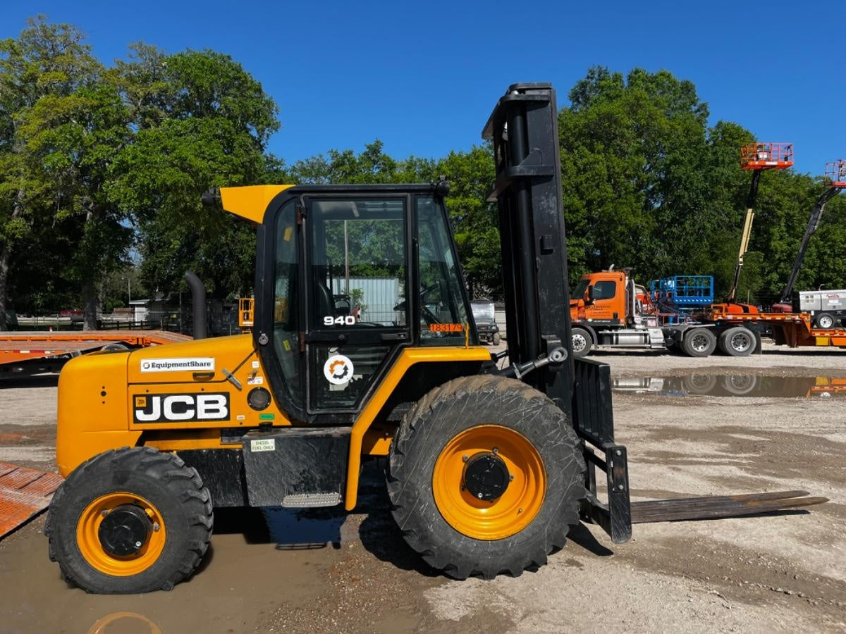 2021 JCB 940-4