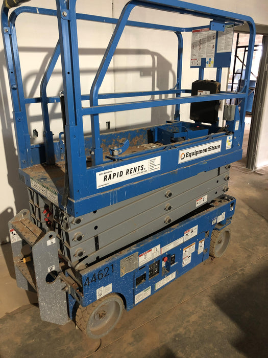 2019 Genie GS-1930 Fixed rails with chain Entry