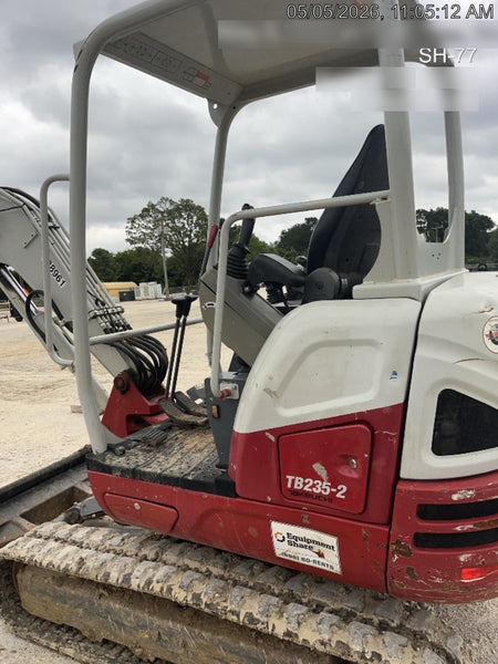 2023 TAKEUCHI TB235-2R