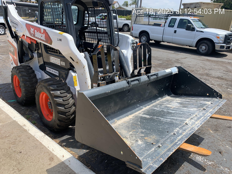 2022 TAKEUCHI 48" Pallet Forks - Takeuchi