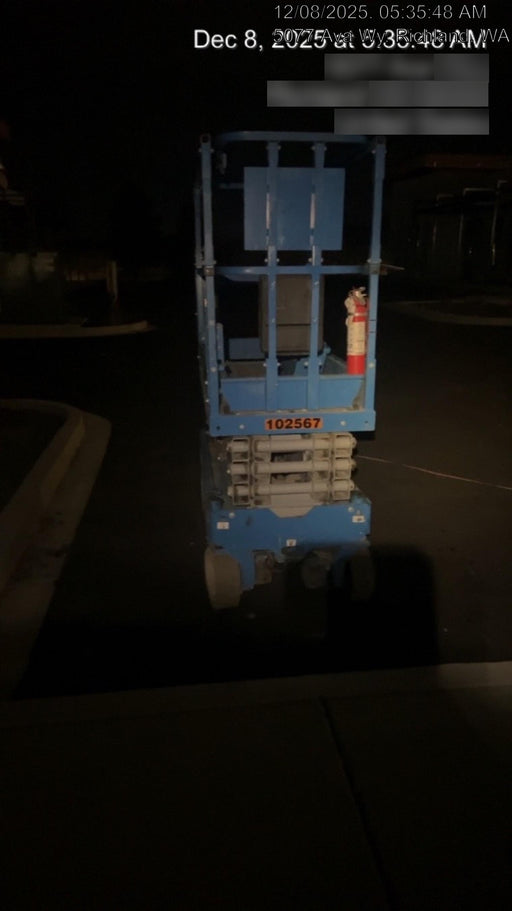 2020 Genie GS-1930 Solid Non Marking Tires, Beacon, Folding rails with half height swing gate, 800W Inverter