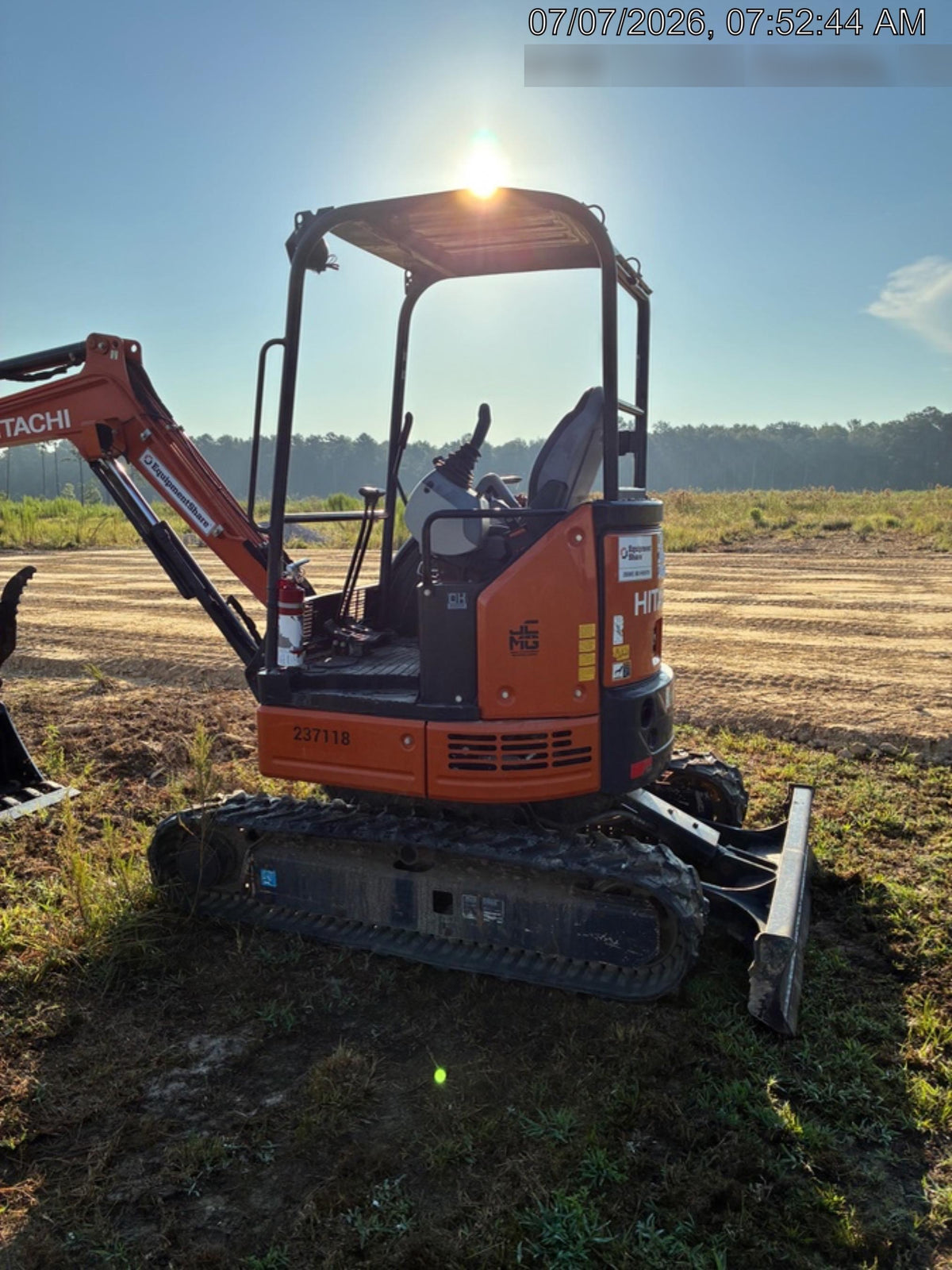 2022 HITACHI ZX26U-5N