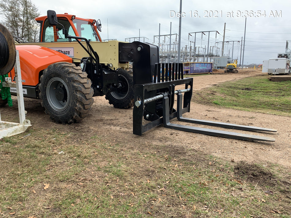 2021 JLG 1732