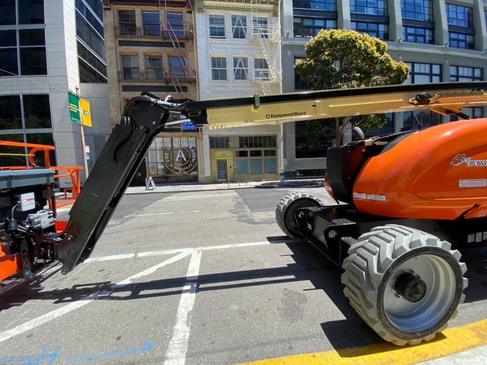 2025 JLG 600AJ
