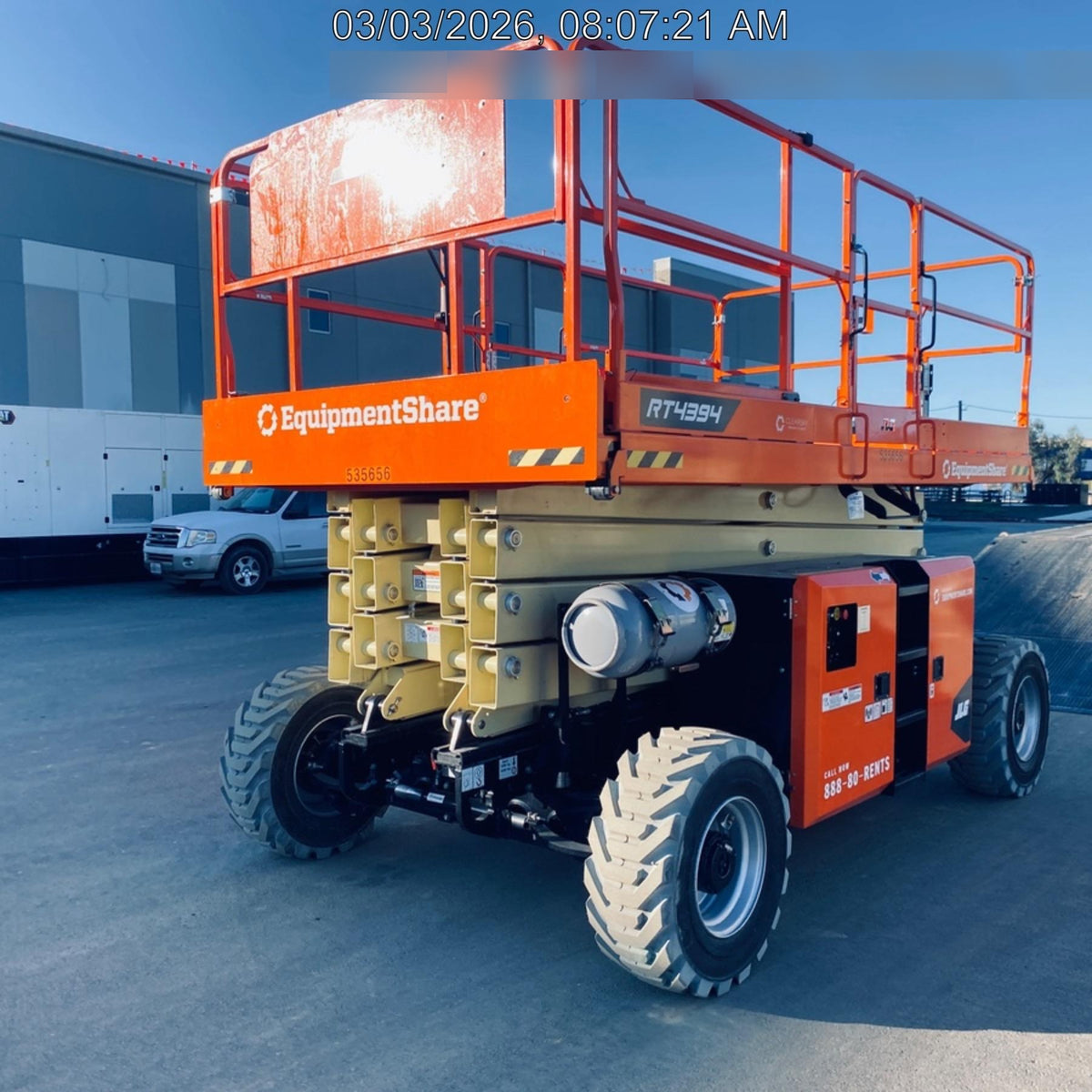 2025 JLG RT4394