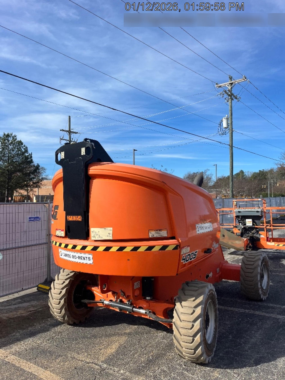 2022 JLG 400S