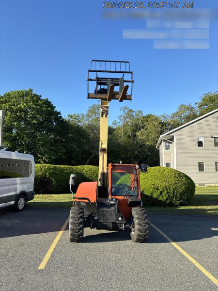 2025 JLG 519