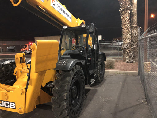 2020 JCB 512-56 Canopy, 74 HP, Solid Tires, STD Worklight, Beacon, Aux Hydraulics, Lifting Eye, Backup Alarm w/66" Carriage, 60" Forks