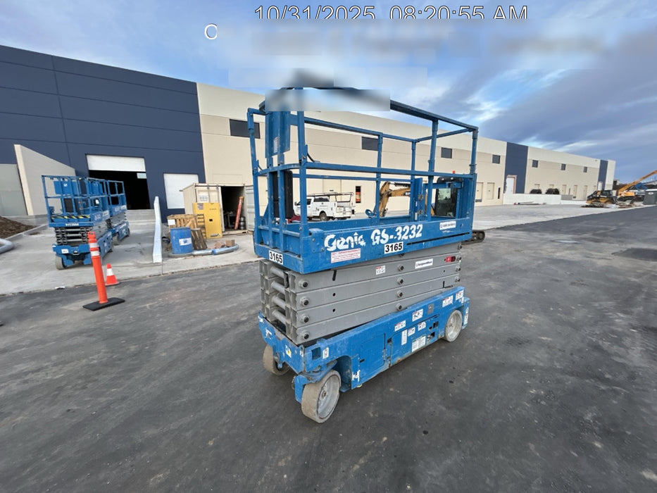 2017 Genie GS-3232 Standard