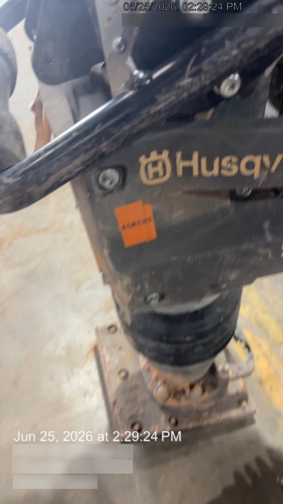 2024 HUSQVARNA LT6005