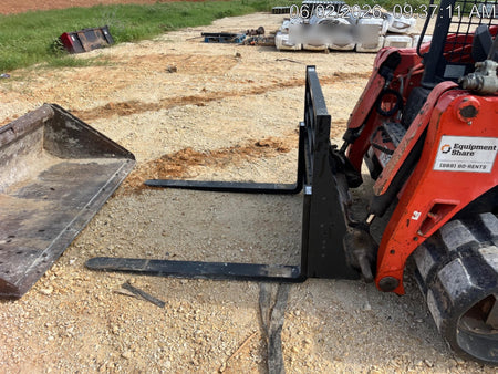 2026 ARROW MATERIAL HANDLING 48" Pallet Forks - Arrow