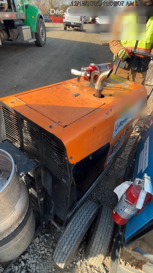 2021 Lincoln Electric Ranger 305 LPG LPG One-Pak (includes undercarriage, tank holder & tank strap) ORANGE