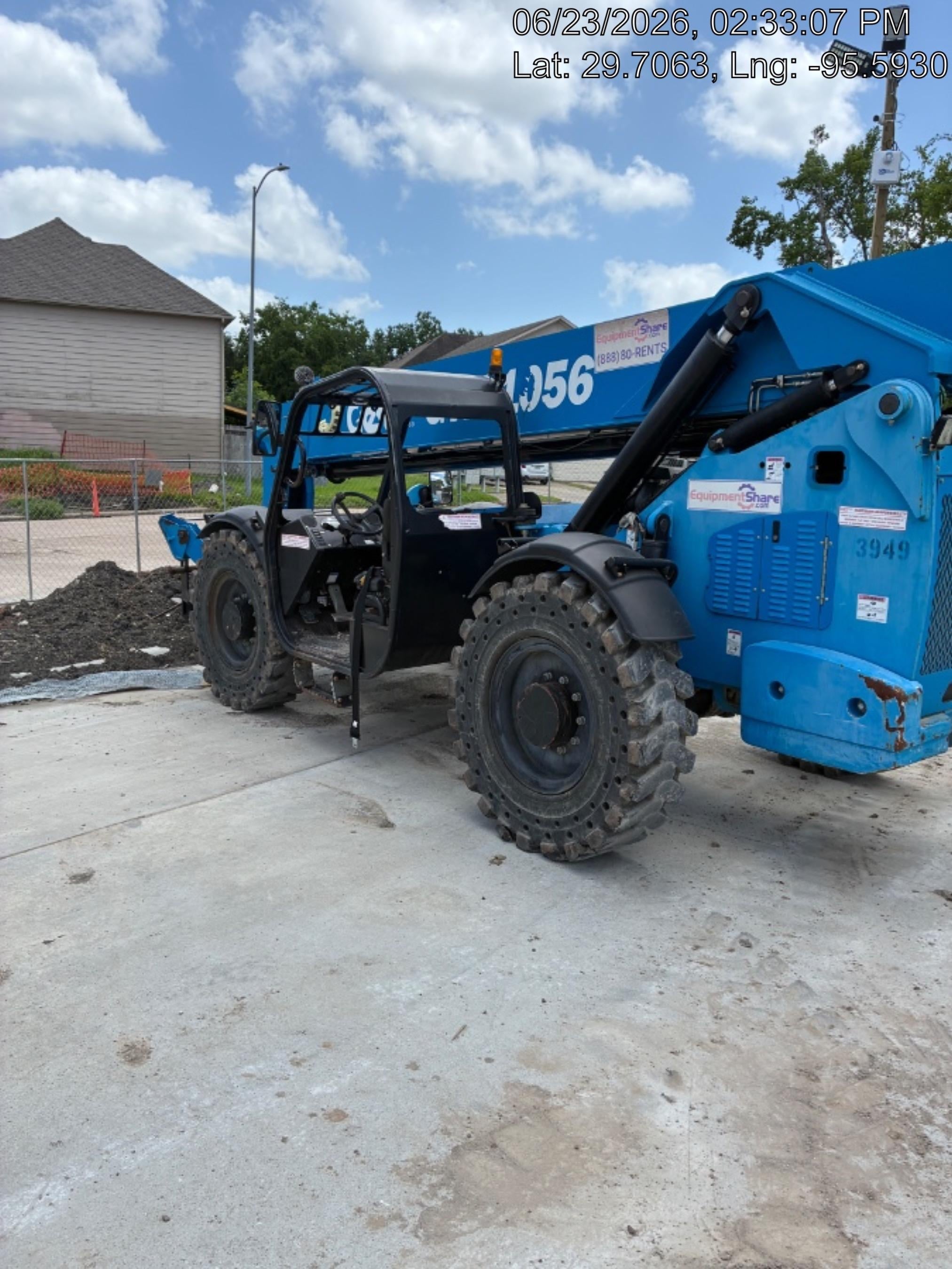 2017 GENIE GTH-1056