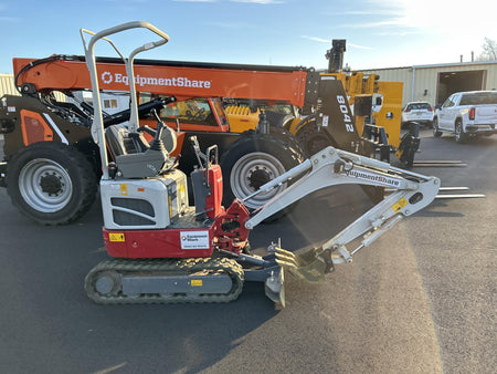 2023 TAKEUCHI TB210R