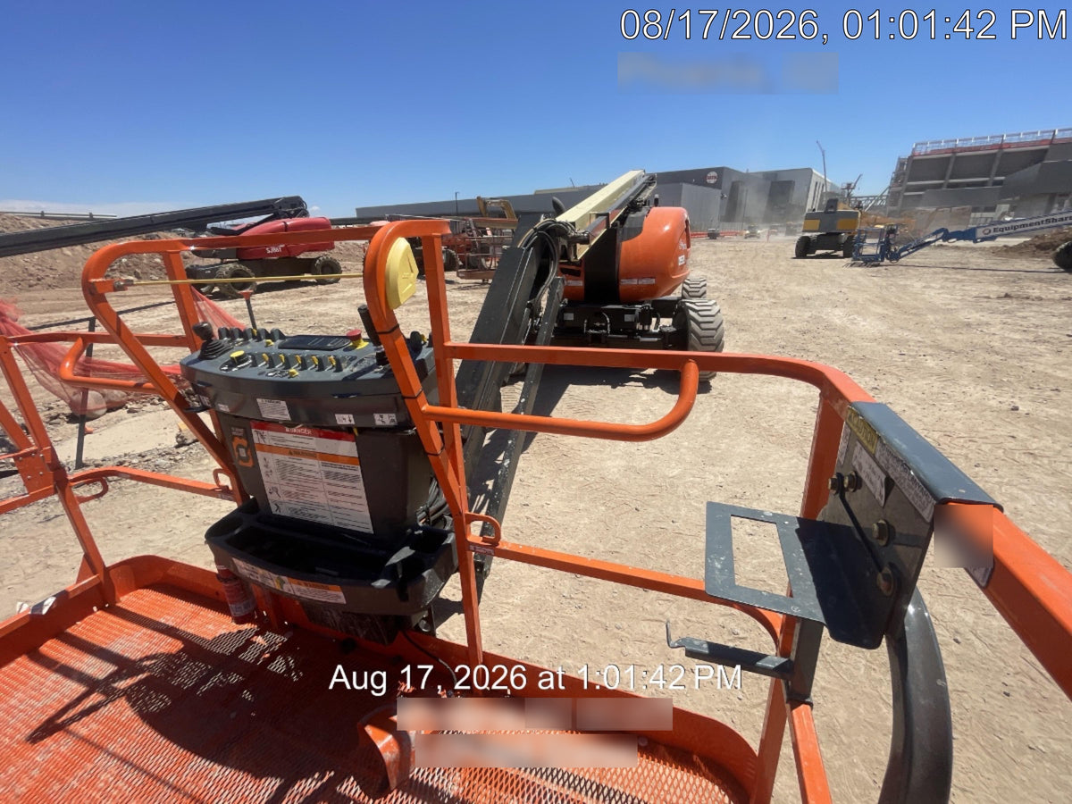 2021 JLG 600S