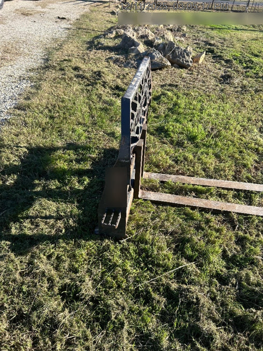 2018 PALADIN 48" Pallet Forks - Paladin