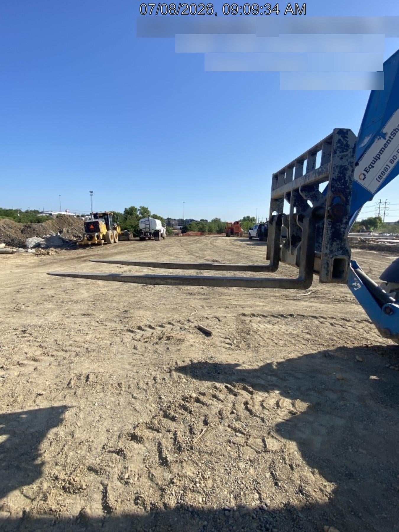2018 Genie GTH-1056 Genie GTH-1056 w/ROPS, Work Lights, Solid Tires, RH Cab Mesh, Beacon, 60" Carriage and Forks
