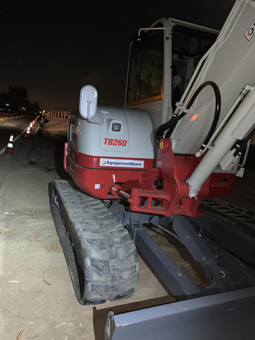 2021 TAKEUCHI TB260-CR