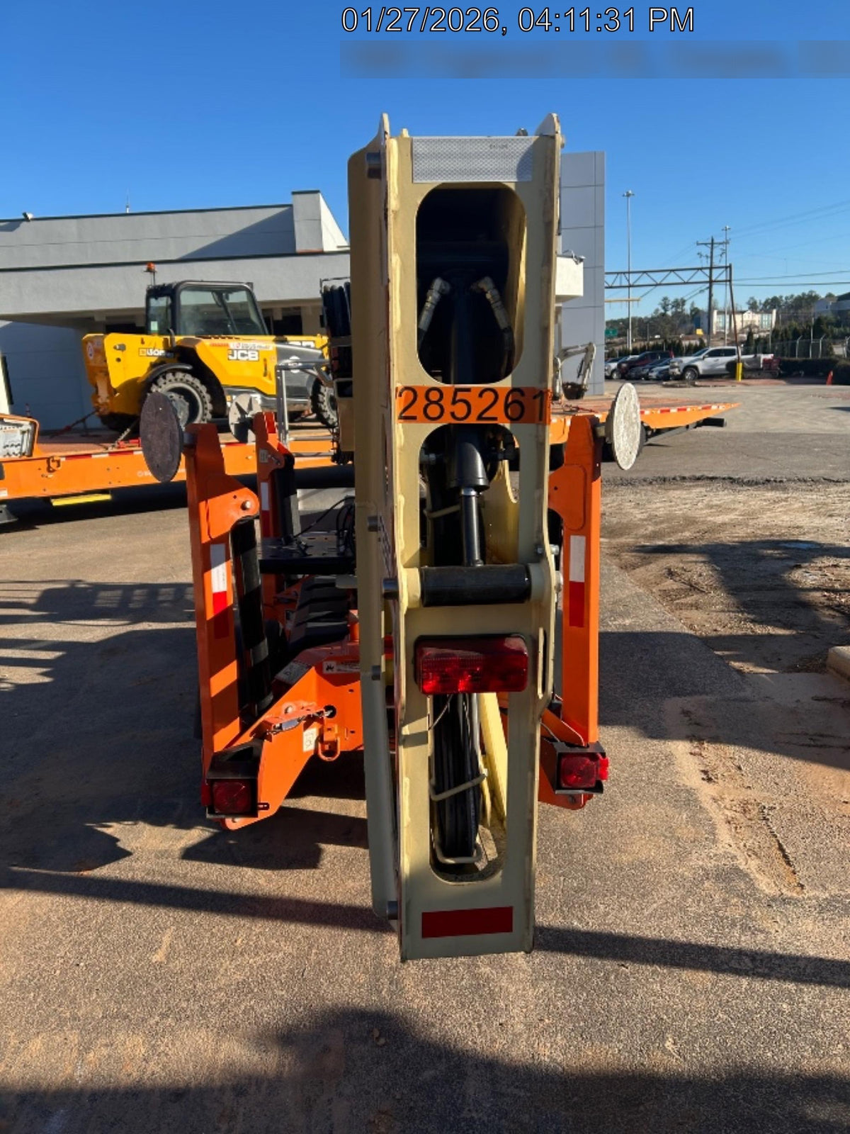 2022 JLG T350