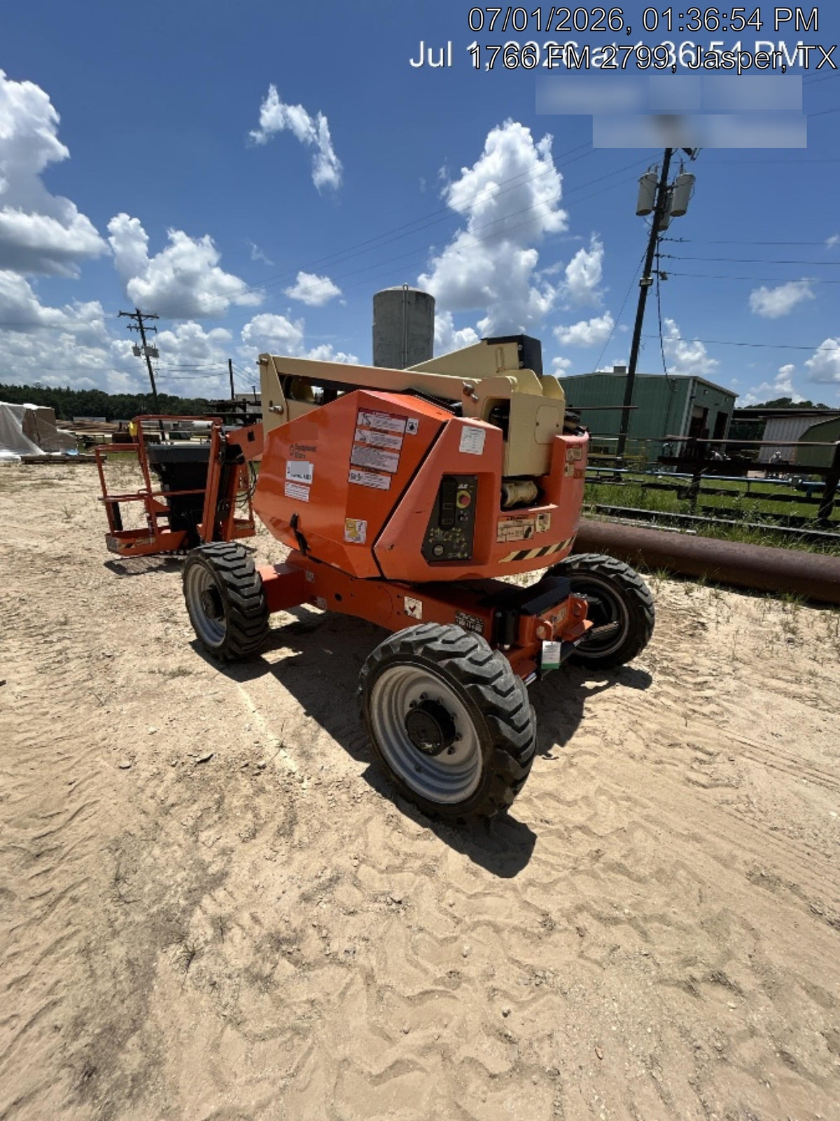 2022 JLG 340AJ