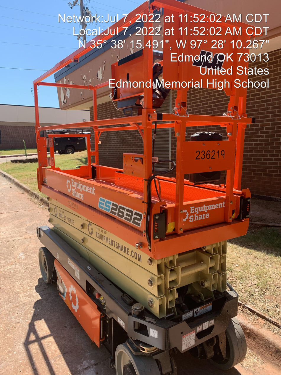 2022 JLG ES2632