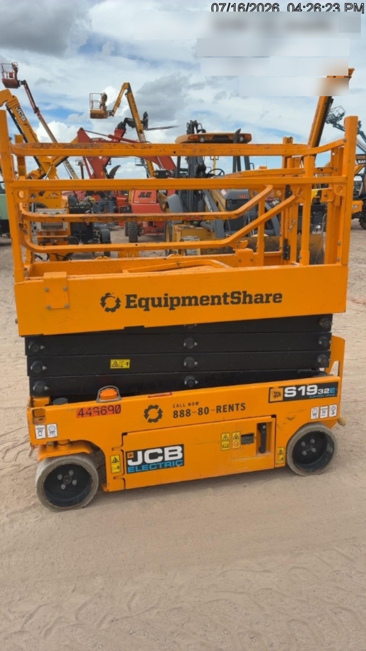 2024 JCB S1932E