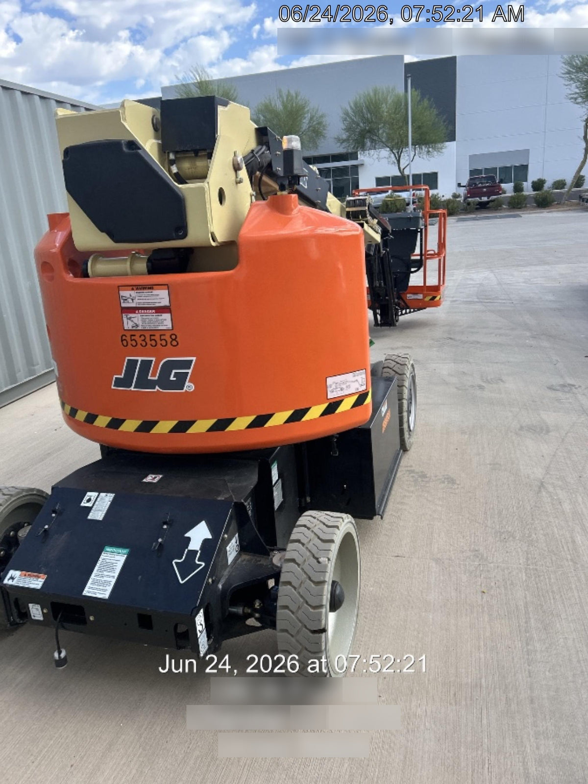 2026 JLG E400AJP Narrow