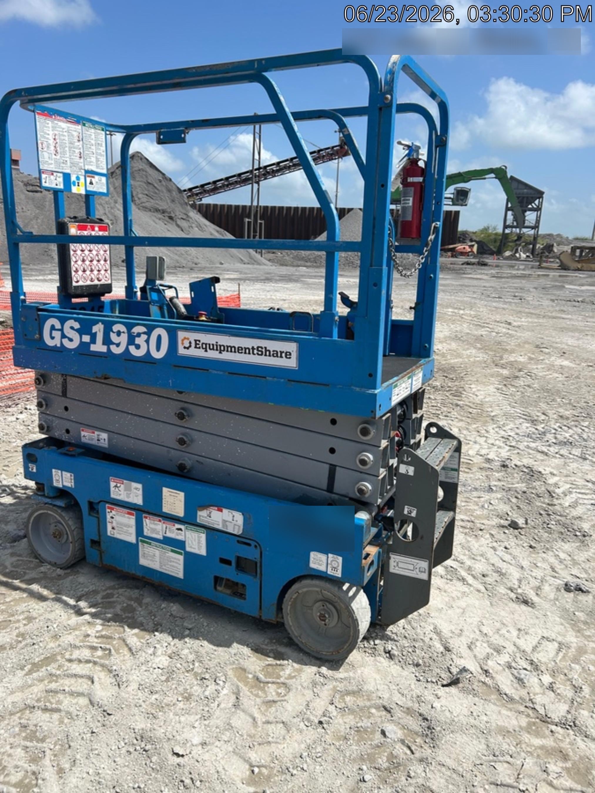 2019 Genie GS-1930 Fixed rails with chain Entry